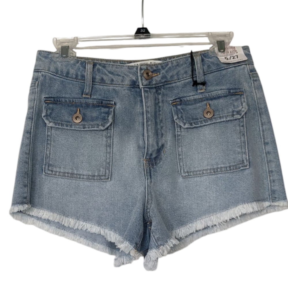 Celebrity Pink NWT Jean Shorts Size 27 US 5 Pockets Distressed Denim Highrise